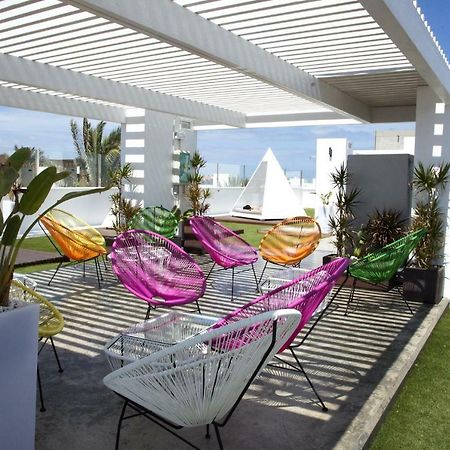 Apartamento Bristol Beach คอร์ราเลโฮ ภายนอก รูปภาพ