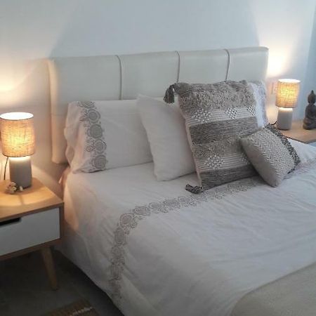 Apartamento Bristol Beach คอร์ราเลโฮ ภายนอก รูปภาพ