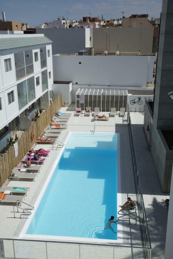 Apartamento Bristol Beach คอร์ราเลโฮ ภายนอก รูปภาพ